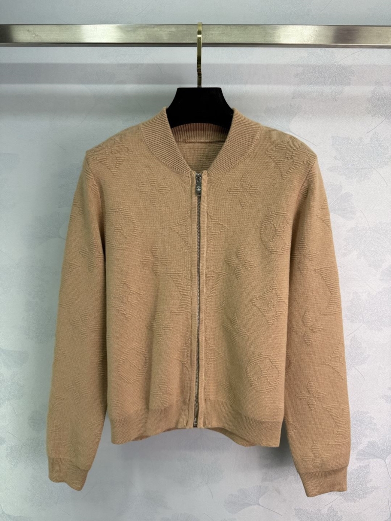 l0vis Vvtt0n outwear